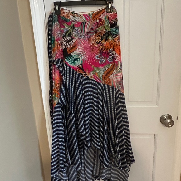 Dresses & Skirts - Anthropologie Skirt
